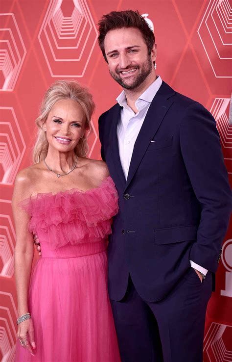 kristin chenoweth fiancé net worth|kristin chenoweth awards.